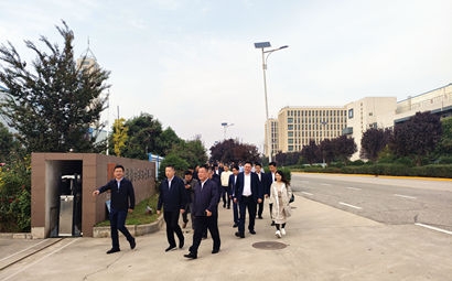 團市委、市貿(mào)促會、市青企協(xié)一行到工投集團涇河產(chǎn)業(yè)園考察交流
